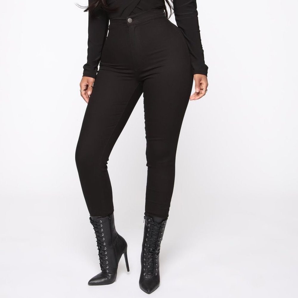 Fashion Nova Black High Waisted Jeans